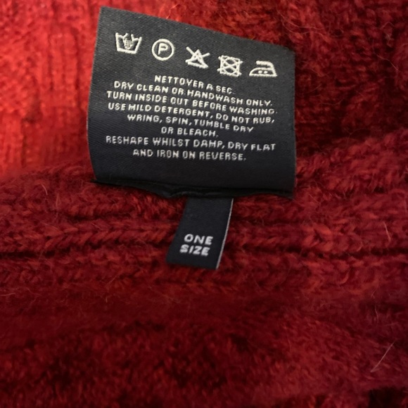 Authentic Aran Women's Irish Merino Wool Throw Over Wrap Sweater - Red - Picture 4 of 11